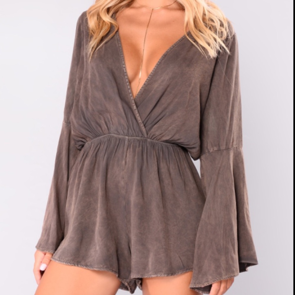 💕MINERAL WASH ROMPER💕 - Picture 2 of 4