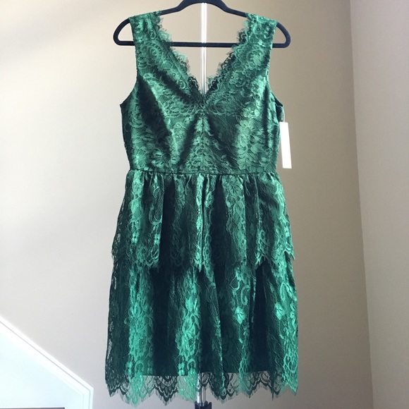 ✨ Buy 3 Get 1 FREE ✨/LAST/ Gianni Bini Lace Dress - Picture 2 of 8
