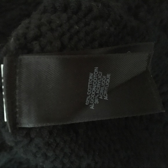 Cable knit sweater - Picture 3 of 3