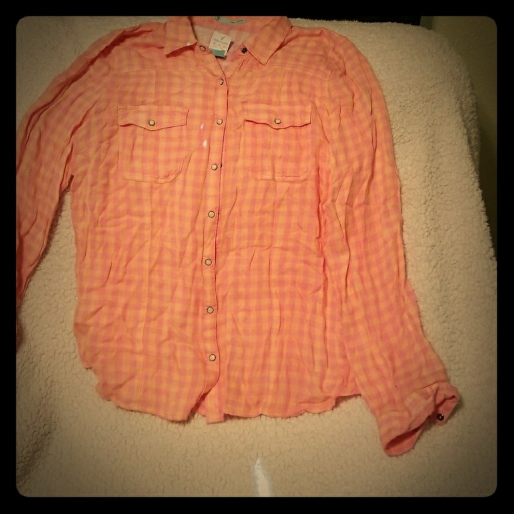 Maurices button up top