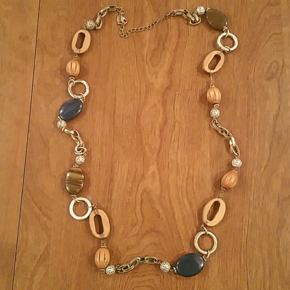 LIA SOPHIA NECKLACE