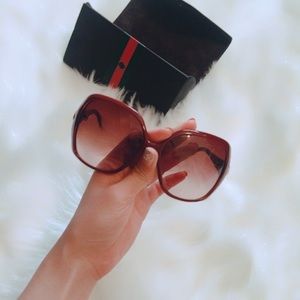 GUCCI oversize burgendy sunglasses