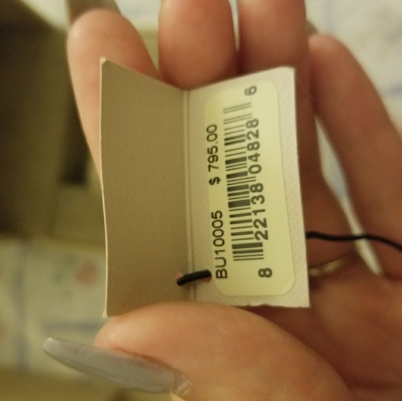 Authentic Burberry Watch - Picture 5 of 6