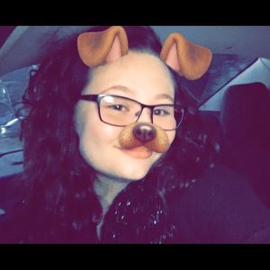 Meet your Posher, Ashleigh