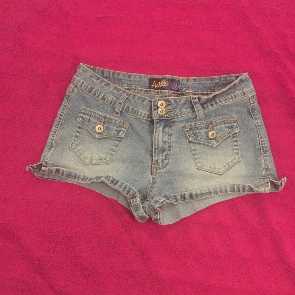 Jean shorts!