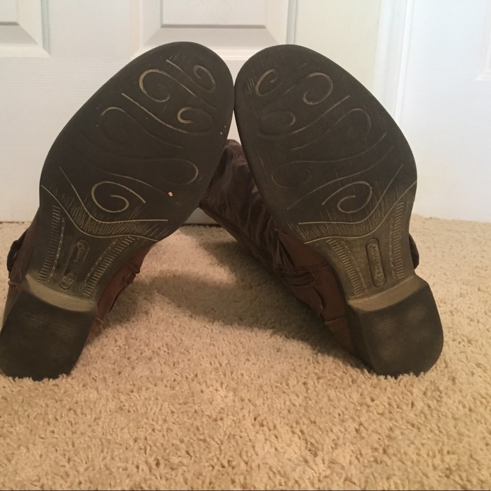 Women's Bearpaw Boot - Picture 2 of 4