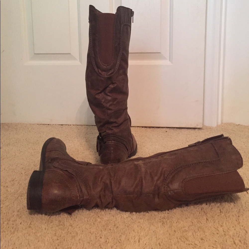 Women's Bearpaw Boot - Picture 3 of 4