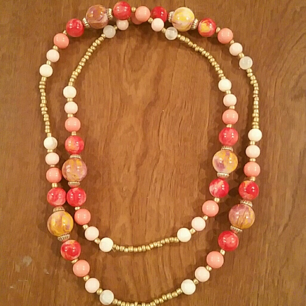 NEW YORK & COMPANY NECKLACE