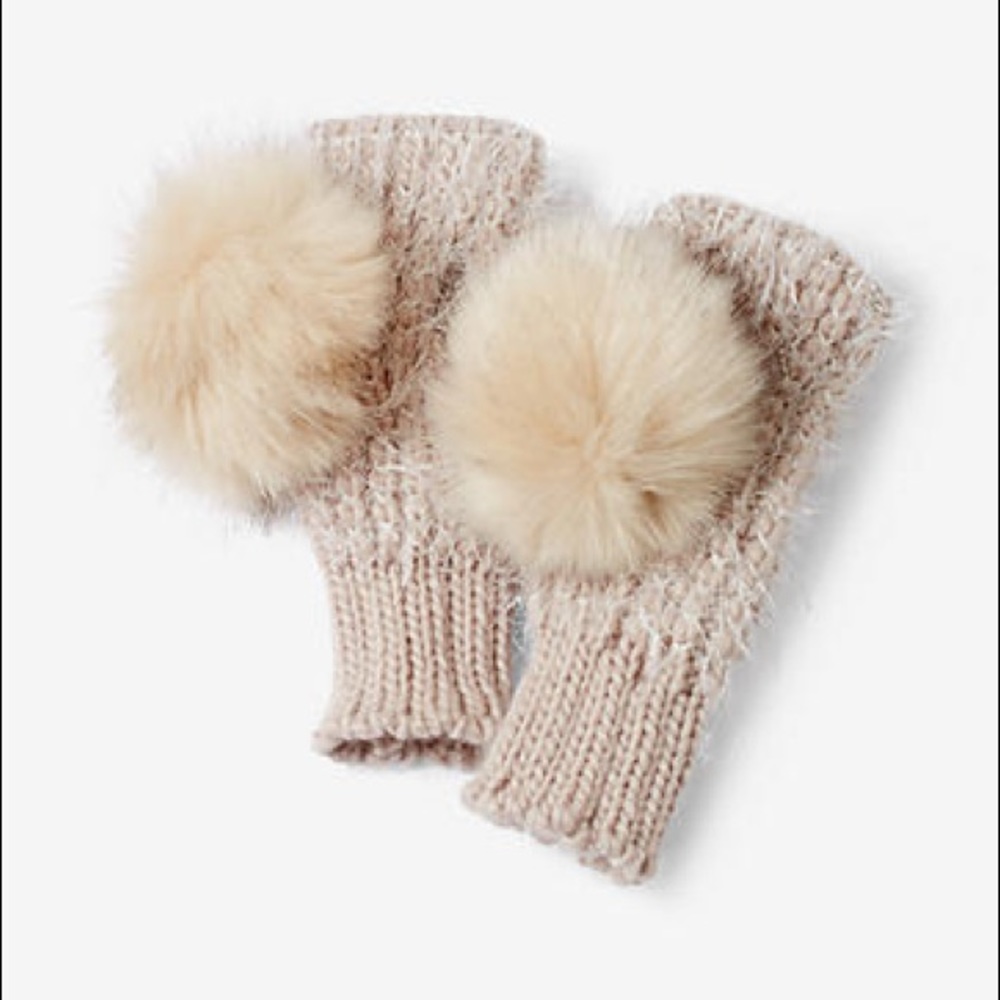 Knit Fur Pom Gloves