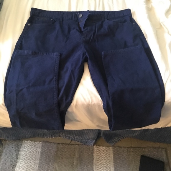 Calvin Klein Jeans - Picture 2 of 3