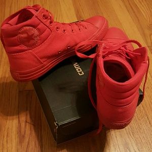 Converse Red