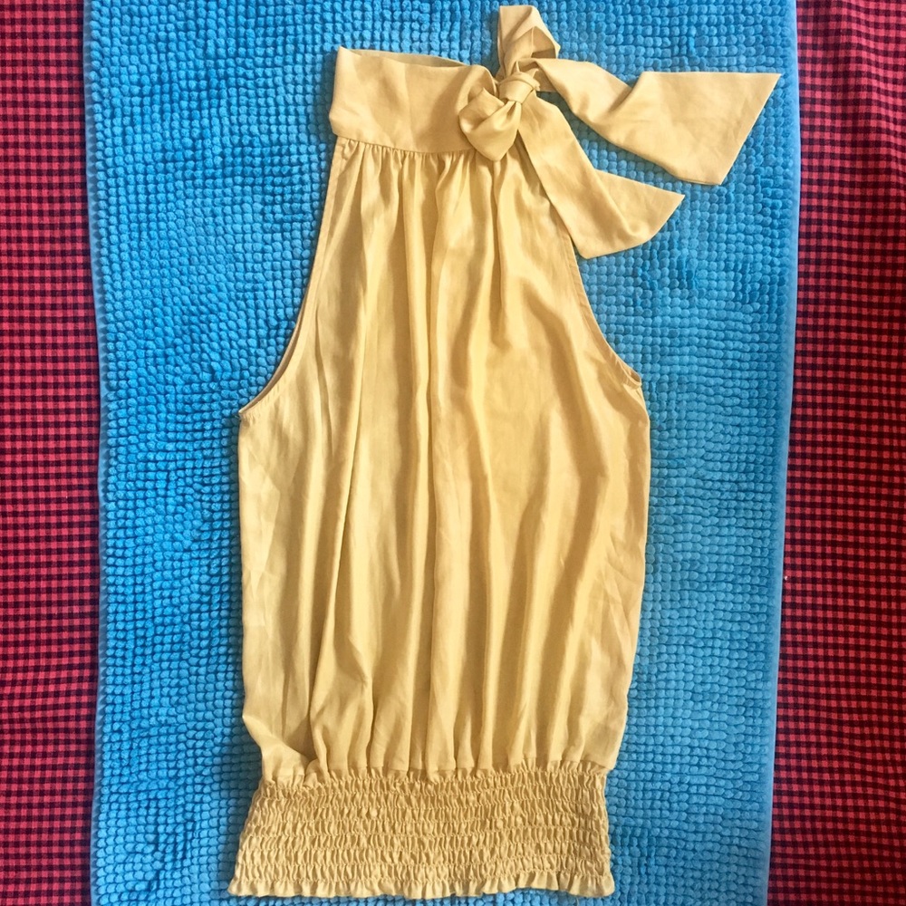 XXI sleeveless citron pussy bow top