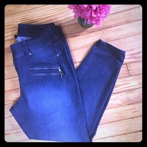 TORRID Dark Wash Skinny Jeans Size 18 NWOT