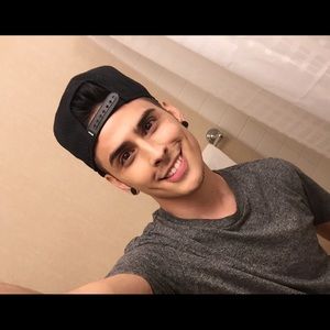 Meet your Posher, Albert