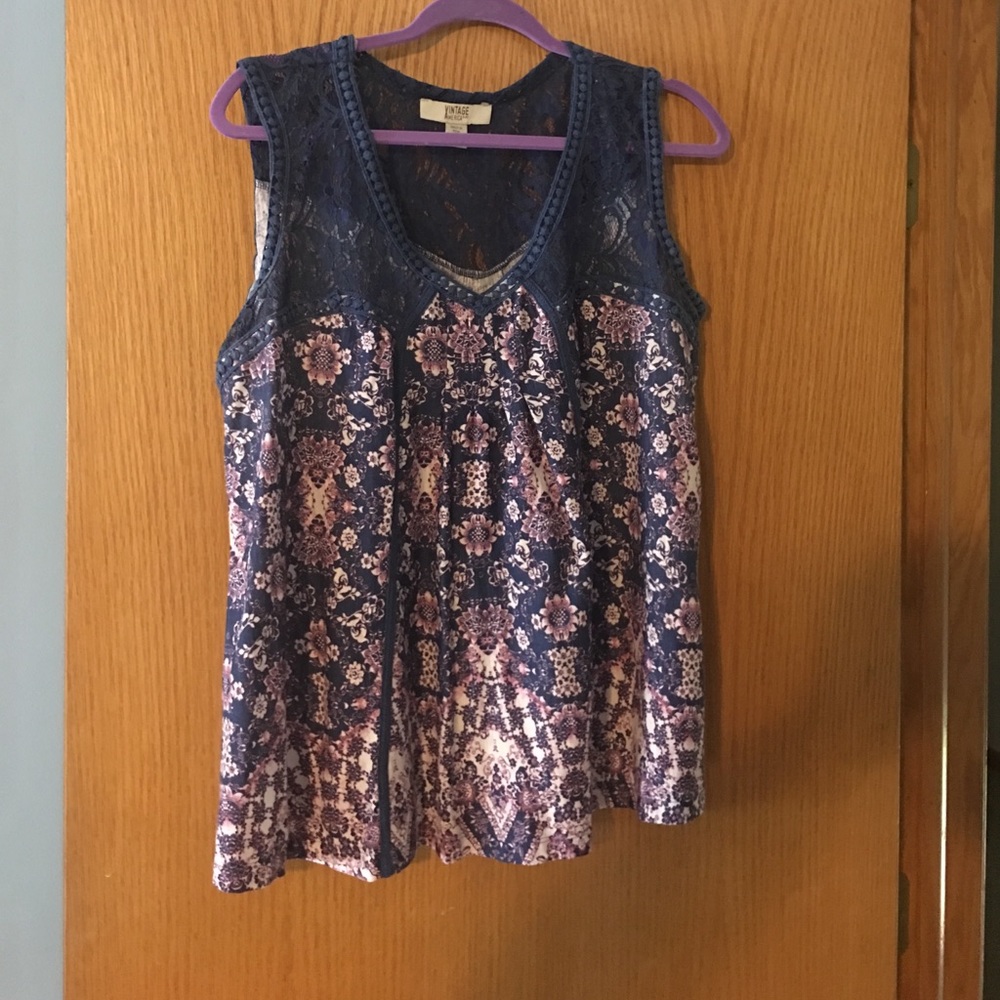 Navy & pink top
