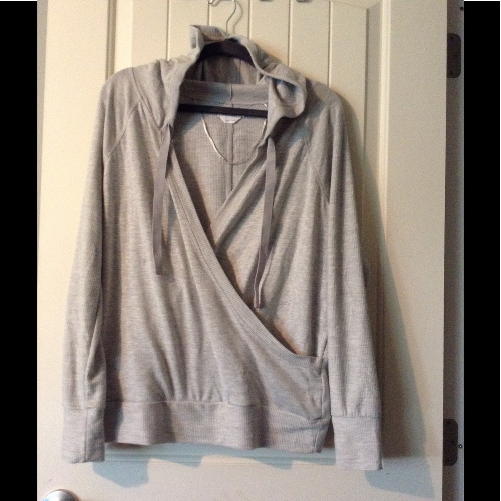 Vera Wang Lightweight Hoodie