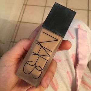 NARS all day luminous weightless FOUNDATION