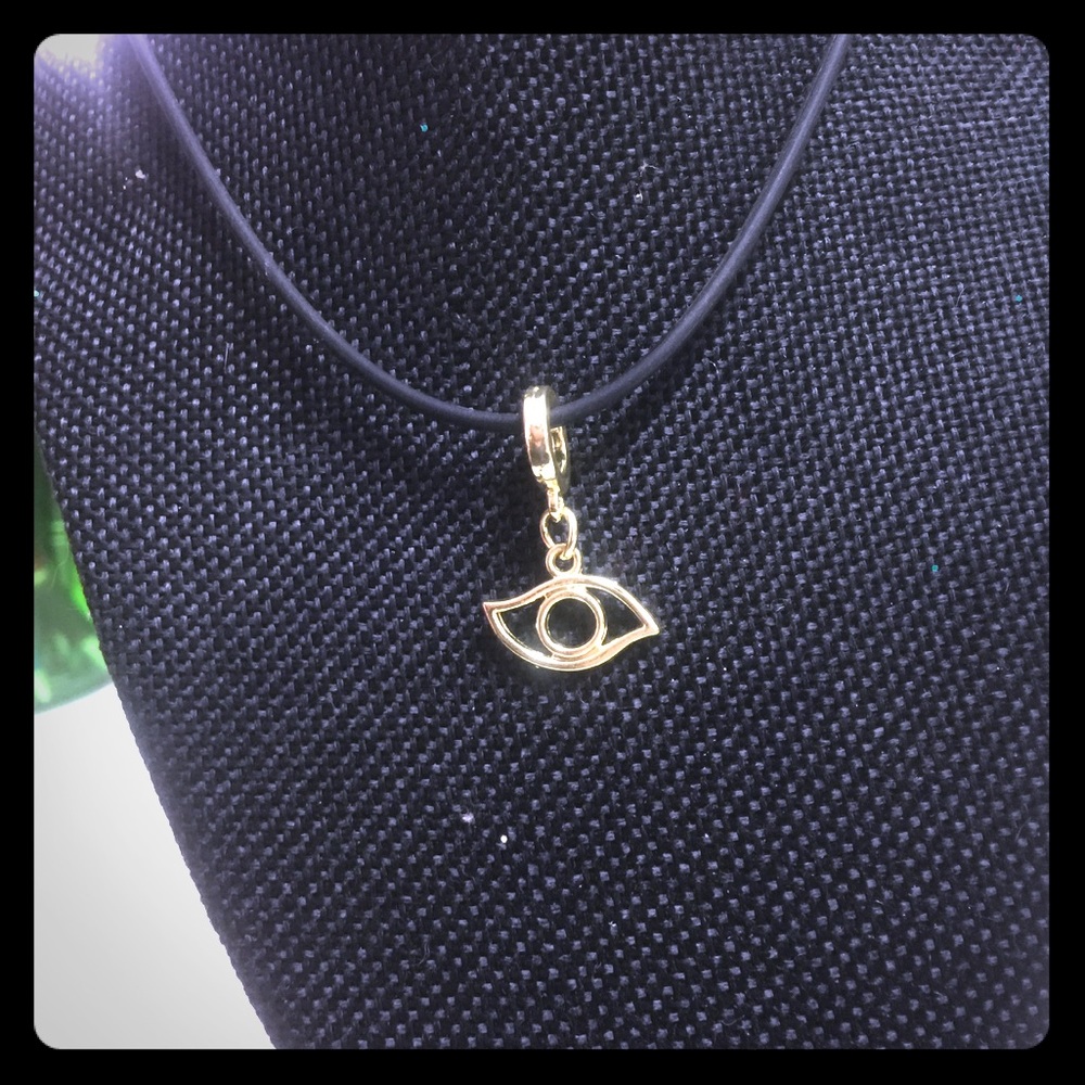 Eye Necklace 👁