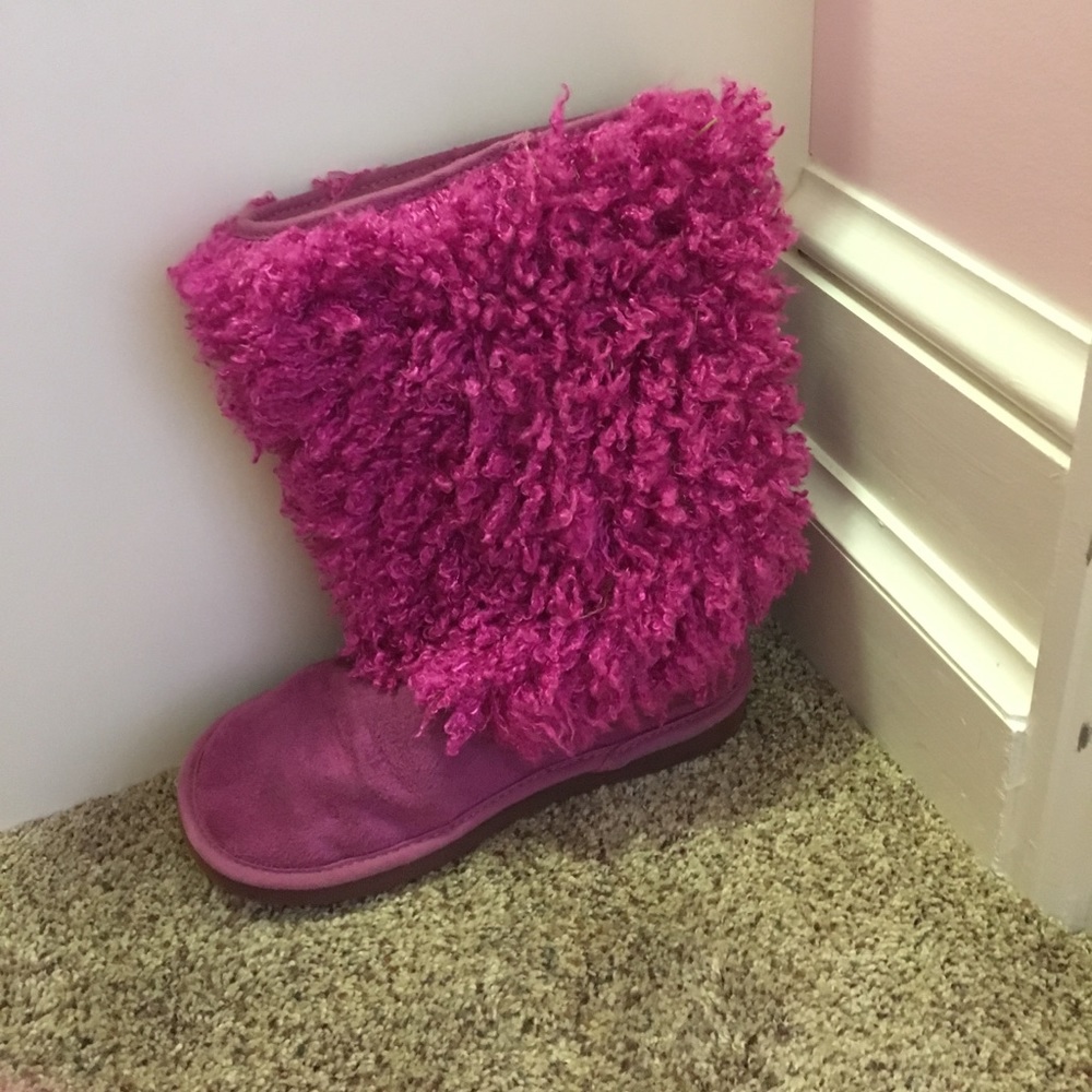 Fluffy boots