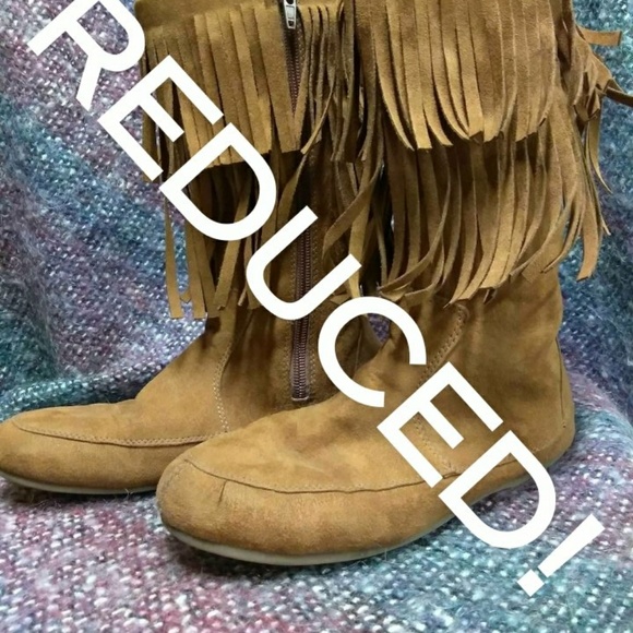 Moccasins - Picture 1 of 3