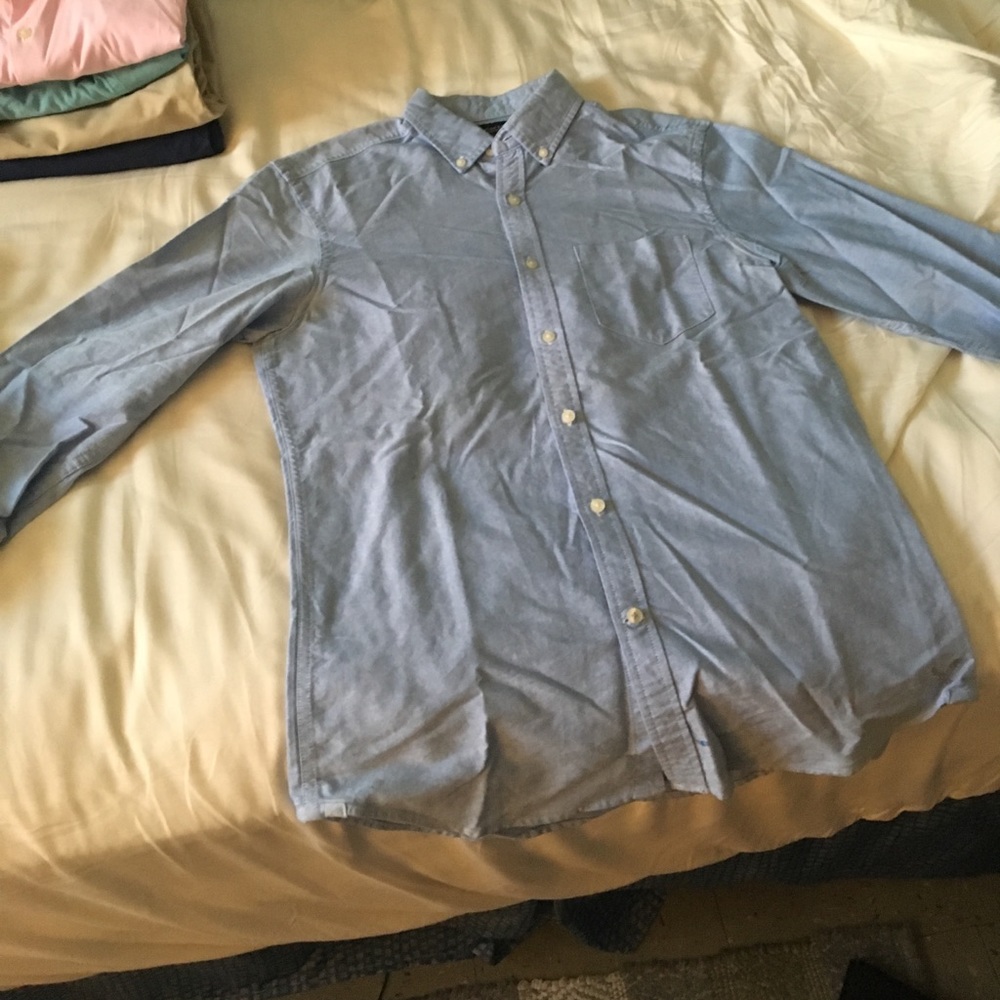 Standard Traditional Button Down Shirt