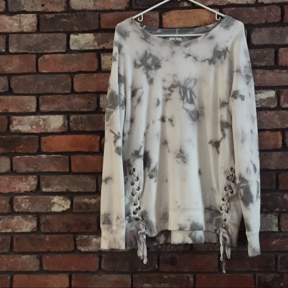 AE Marble Sweatshirt with Laced-up Sides