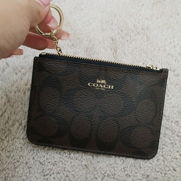 Coach Change Pouch - Picture 2 of 4