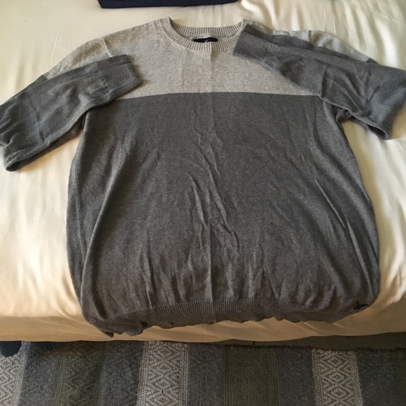 Beautiful and Cozy sweater for him - Picture 2 of 3