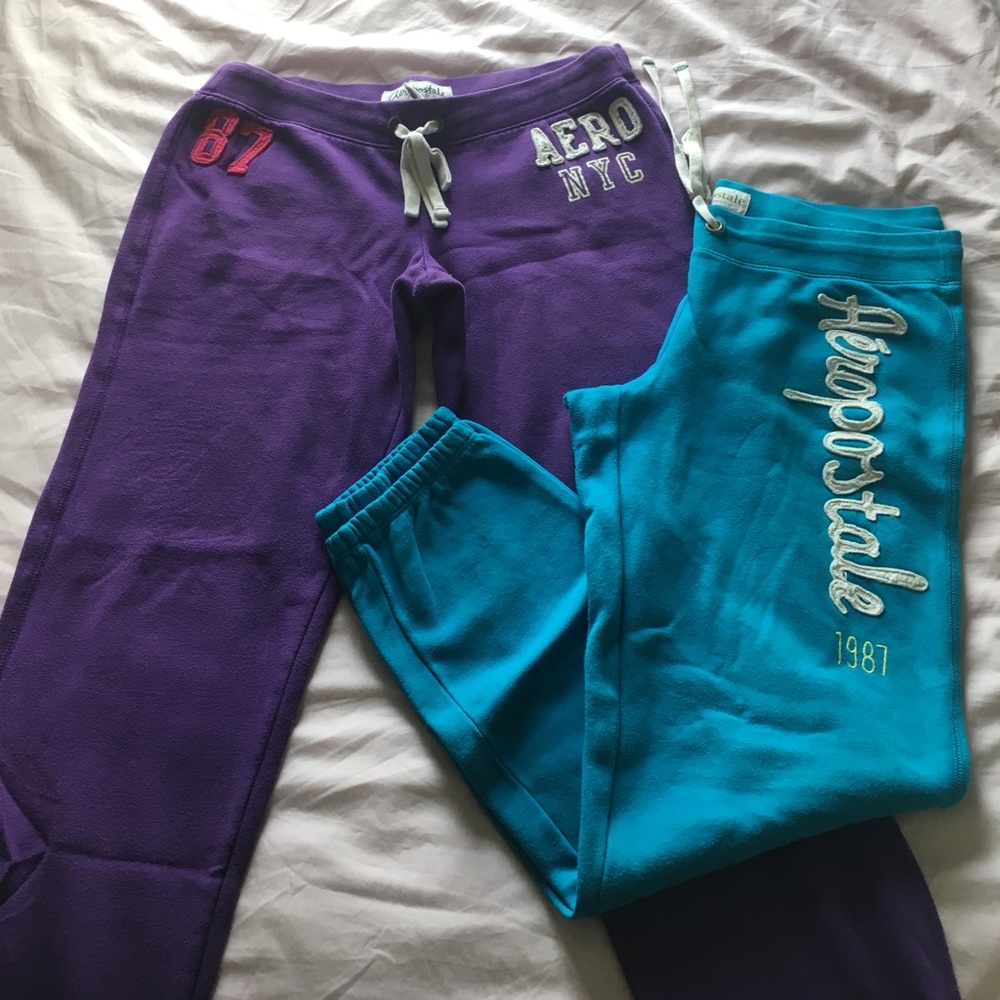 2 Aeropostale capri sweatpants🌸