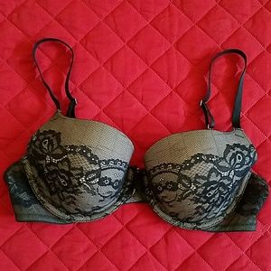 NWOT Victoria's Secret Lined Demi Bra 36C