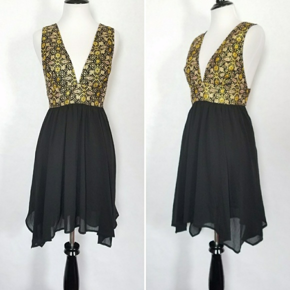 Black and Gold Fit and Flare Dress Party Dress - Picture 4 of 4