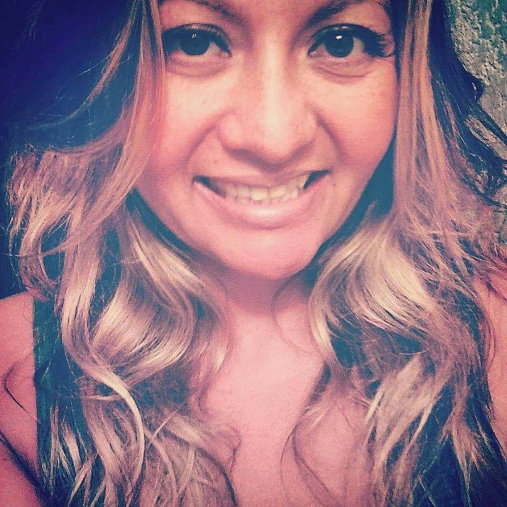 Meet your Posher, Schana