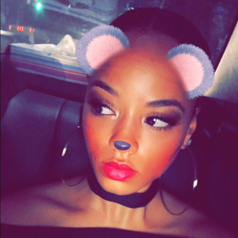 Meet your Posher, Lori