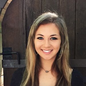 Meet your Posher, Carli