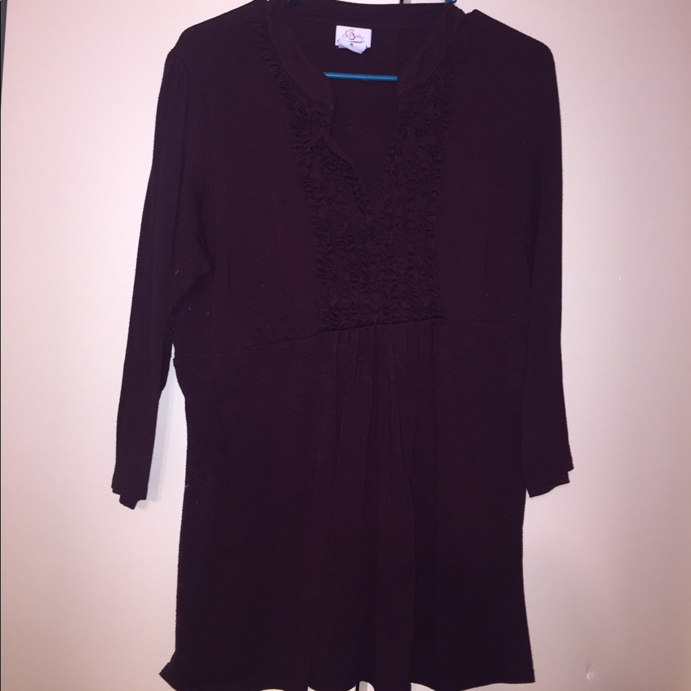 Maroon maternity top