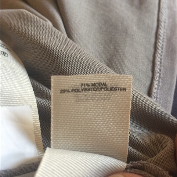 EUC Rachel Roy short sleeve open back top - Picture 5 of 6