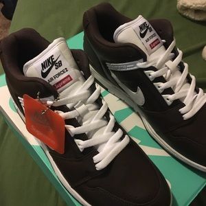 SUPREME Nike Air Force 2