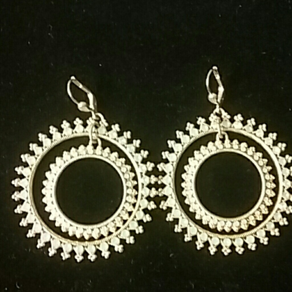 Earings