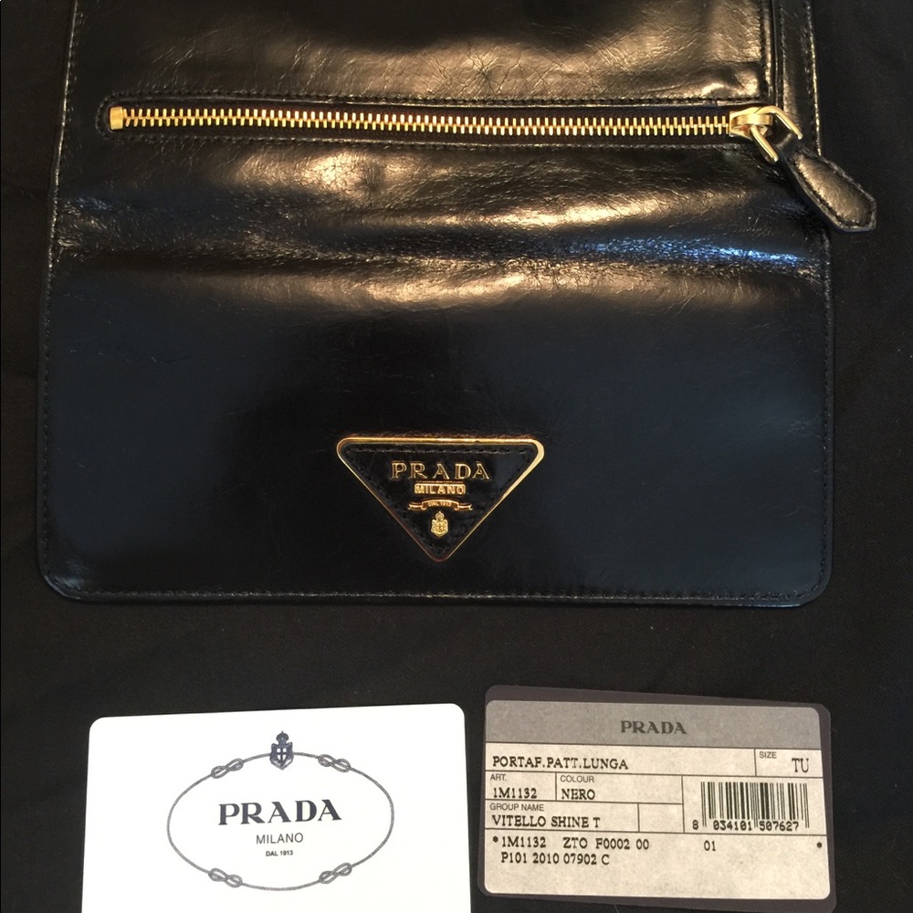 Prada Wallet - Picture 2 of 4
