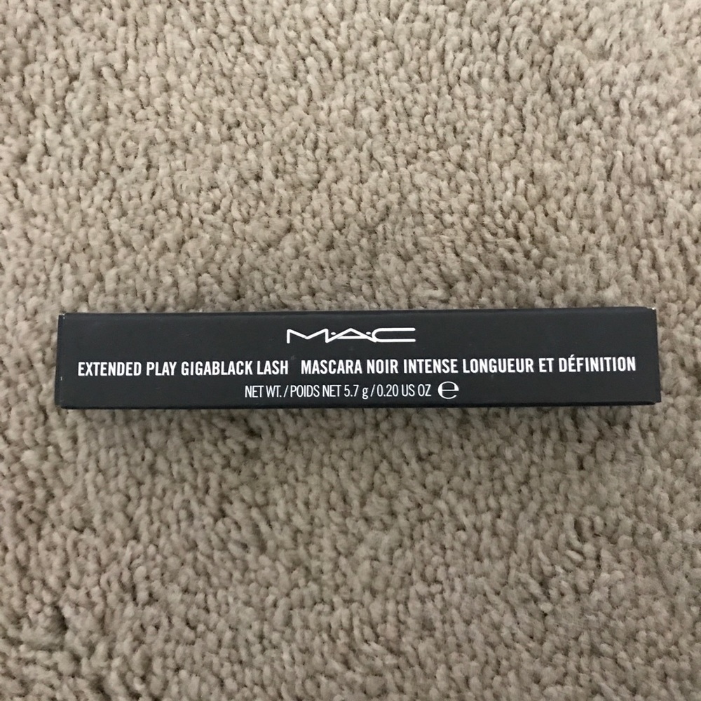 MAC mascara