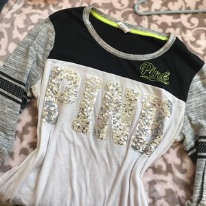 VS quarter length sleeve tshirt