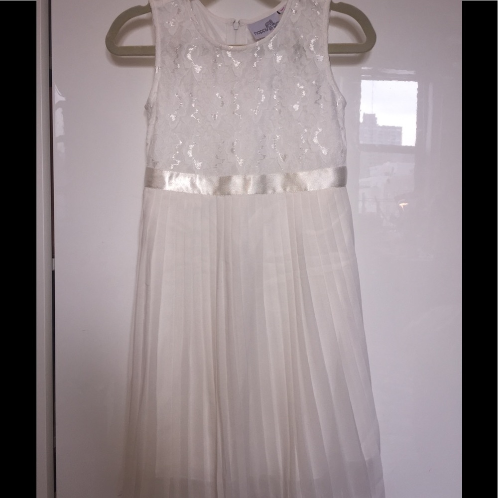 NWT Beautiful White Dress 6T /116cm -Casual/ Party