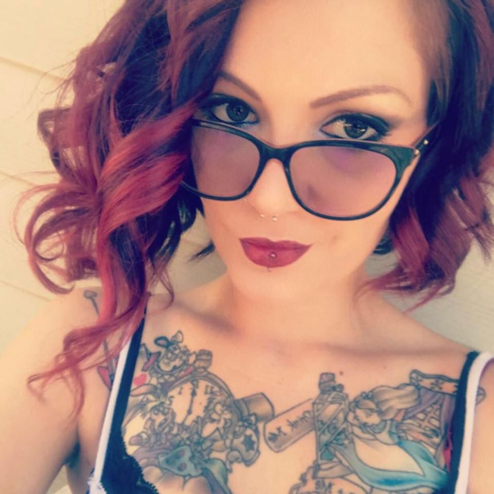 Meet your Posher, Whitney