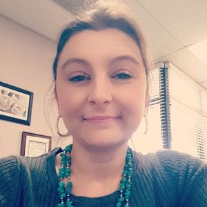 Meet your Posher, Angie