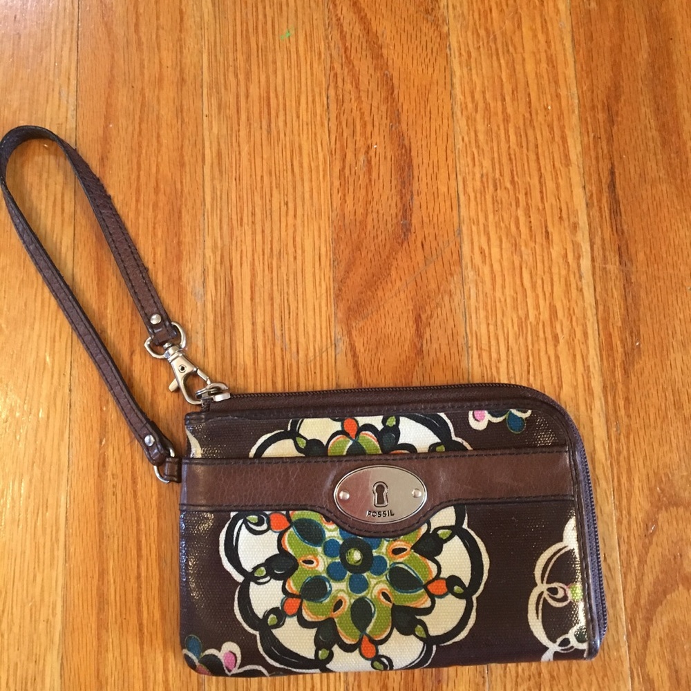 Fossil wristlets