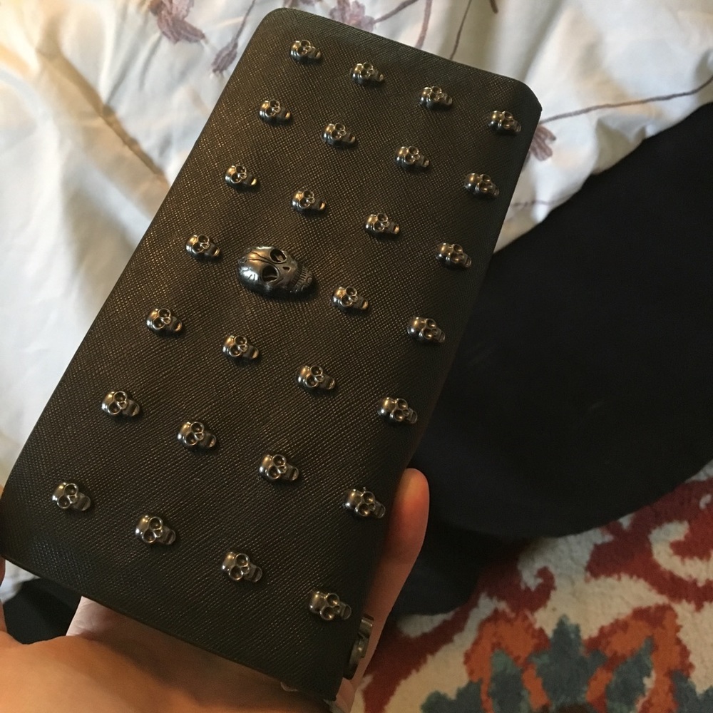 Skull wallet