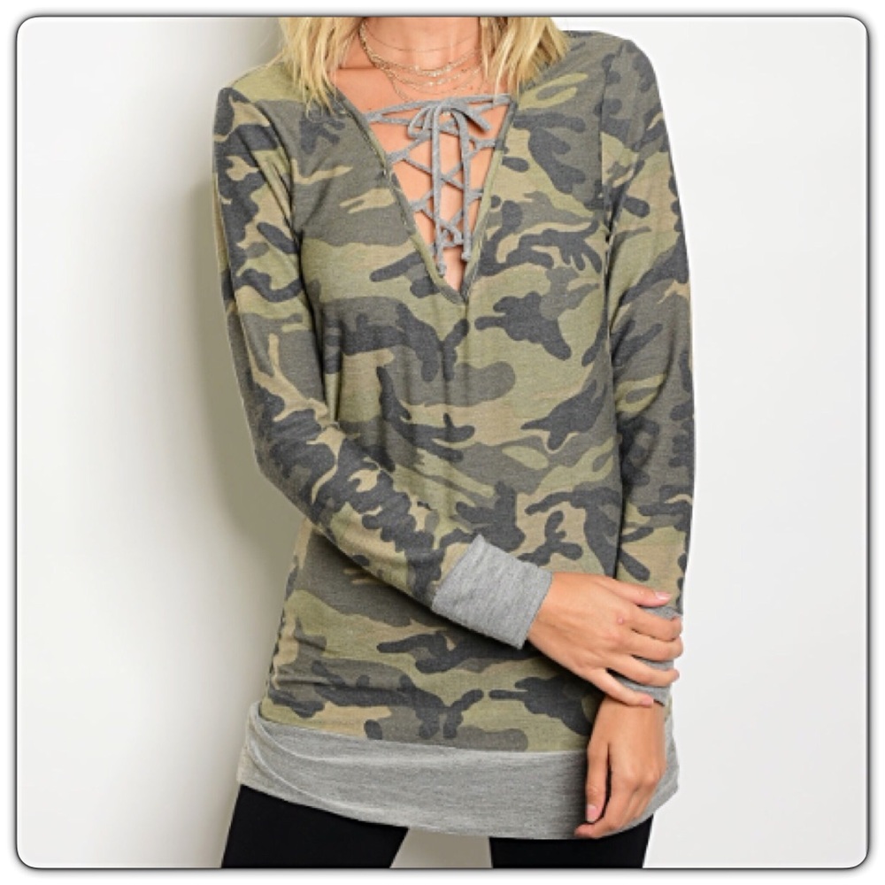 💥HOTSALE💥Fitted Camo Lace Up Front Tunic sold - Picture 4 of 5