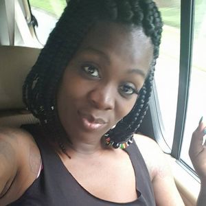 Meet your Posher, Candis