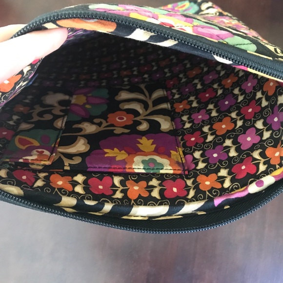 Vera Bradley 15" Laptop Case - Picture 2 of 4