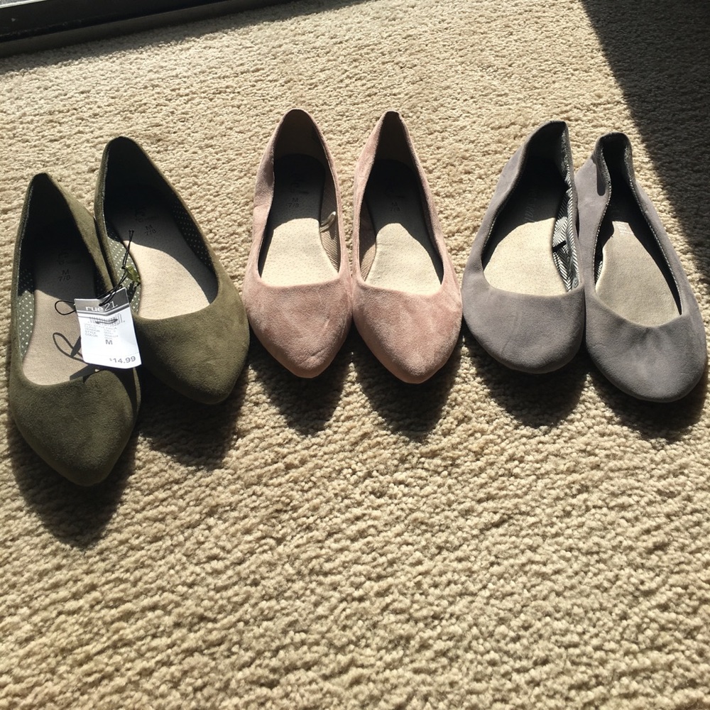3 pairs of flats